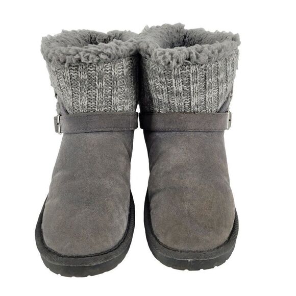 Muk Luks Boots 8 Gray Short Rib‎ Knit Double Buckle Vegan Faux Suede Pull On - Picture 2 of 11
